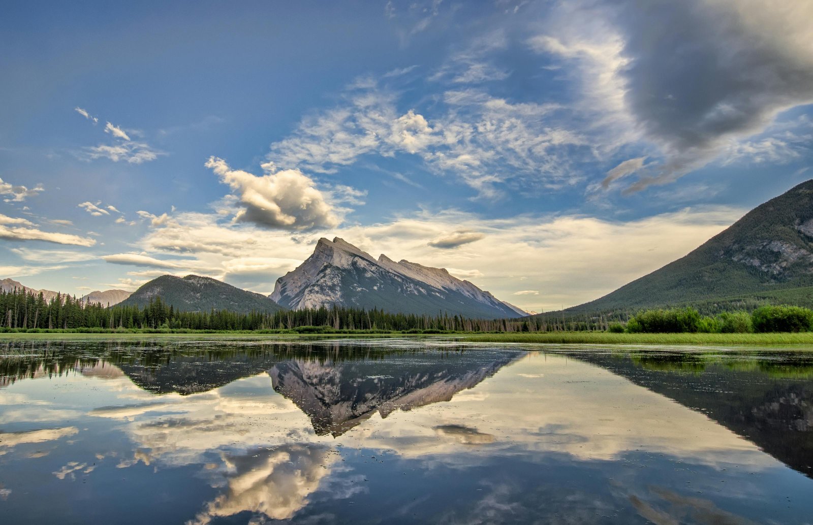 Burma (Myanmar) and Iraq: Educational System and University Opportunities